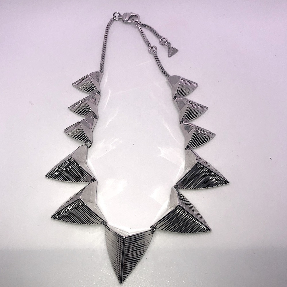 90s St John Collection Silver Tone Geometric Textured Statement Necklace 20”